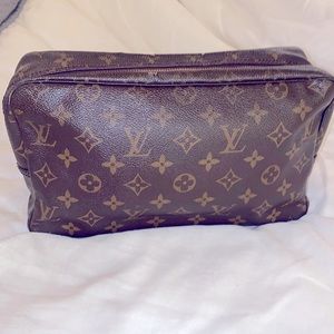 Louis Vuitton vintage 1980 pre code trousse/ makeup bag / vanity bag